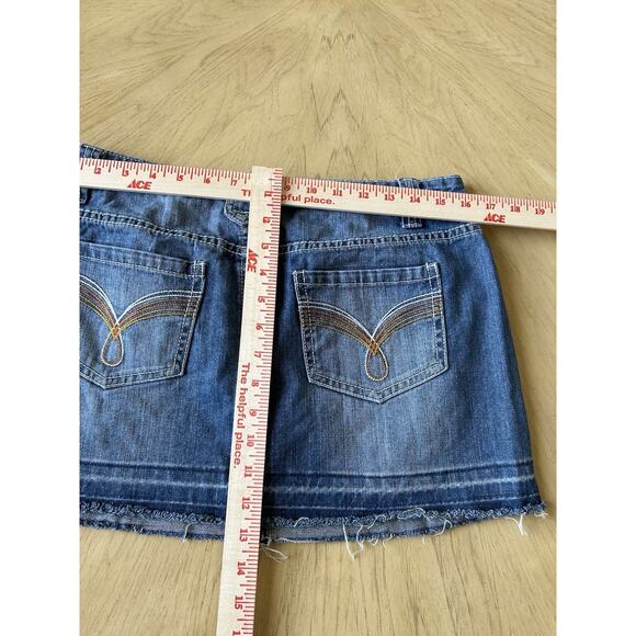 SO Distressed Embroidered Denim Skirt Juniors Size 11 Western Country Mini Y2K - Picture 4 of 4